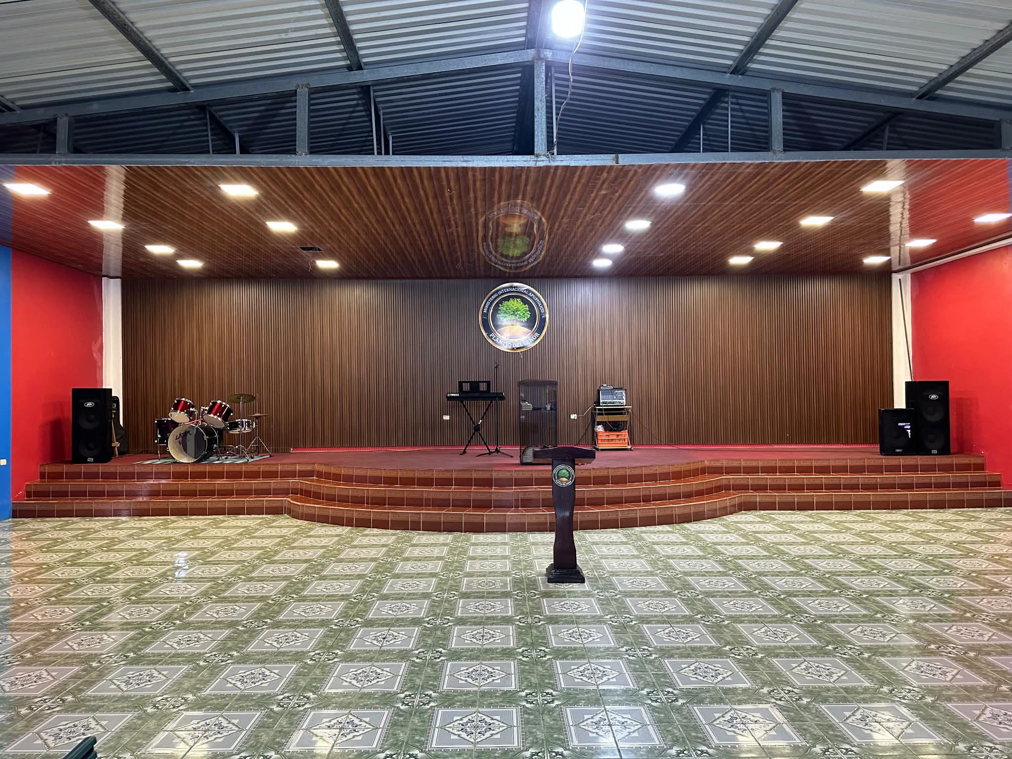 Proyecto de Cielo Falso